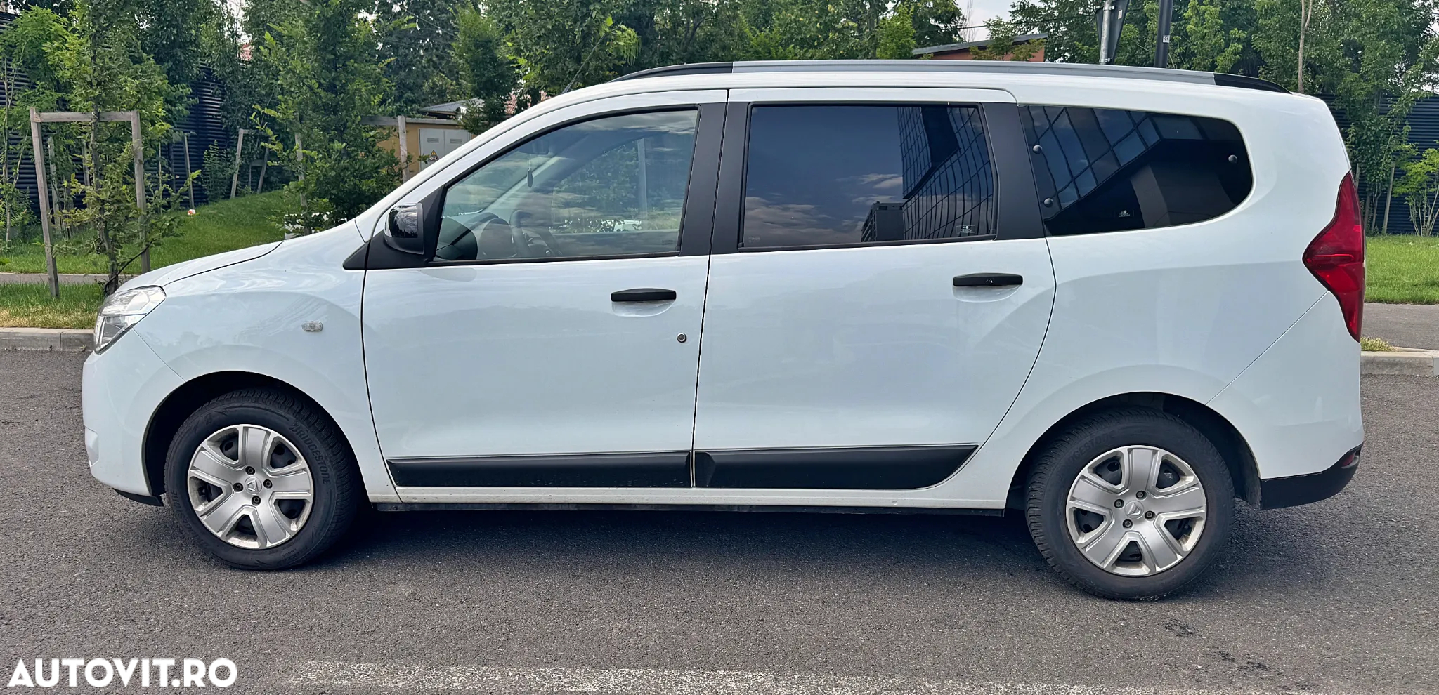 Dacia Lodgy 1.5 Blue dCi Laureate - 7