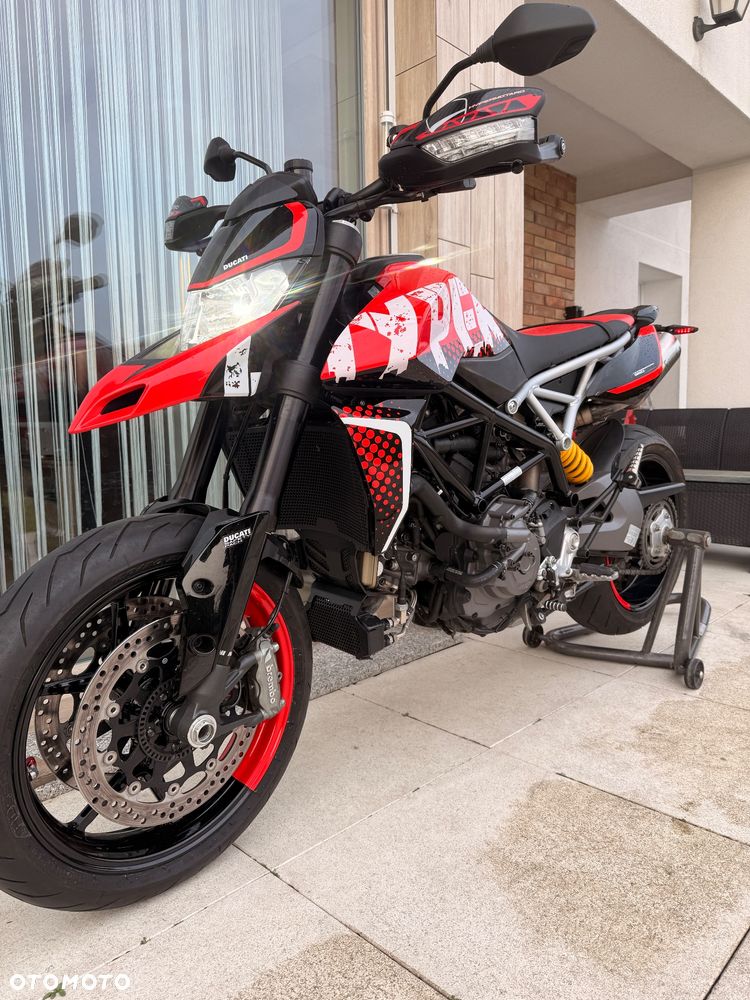 Ducati Hypermotard - 12