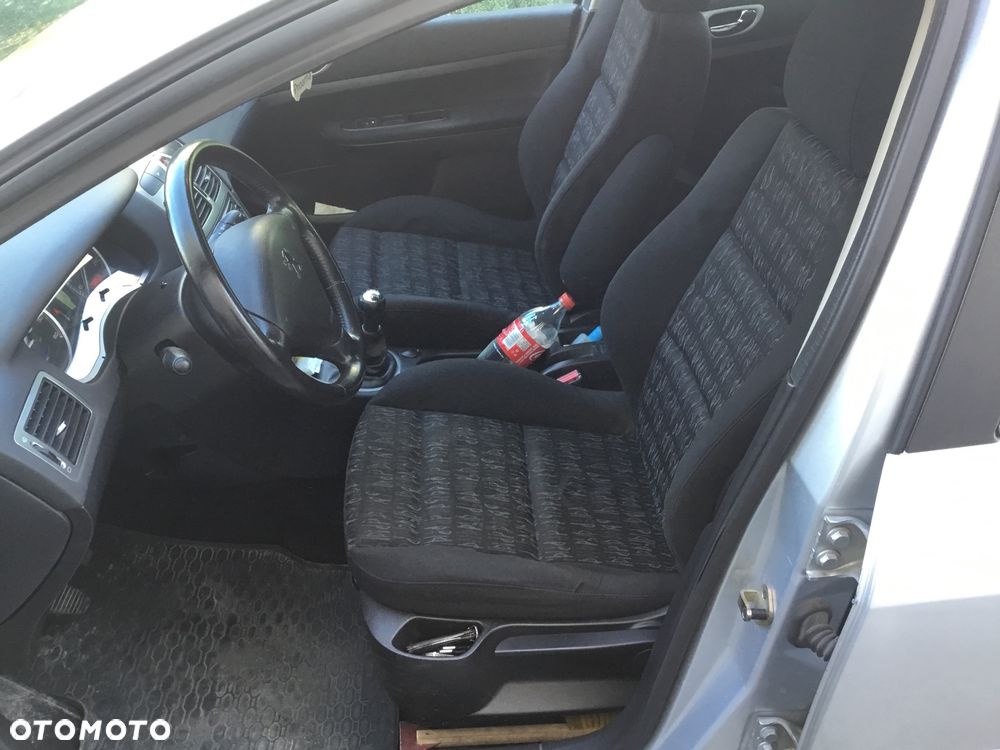 Peugeot 307 1.6 HDi - 8