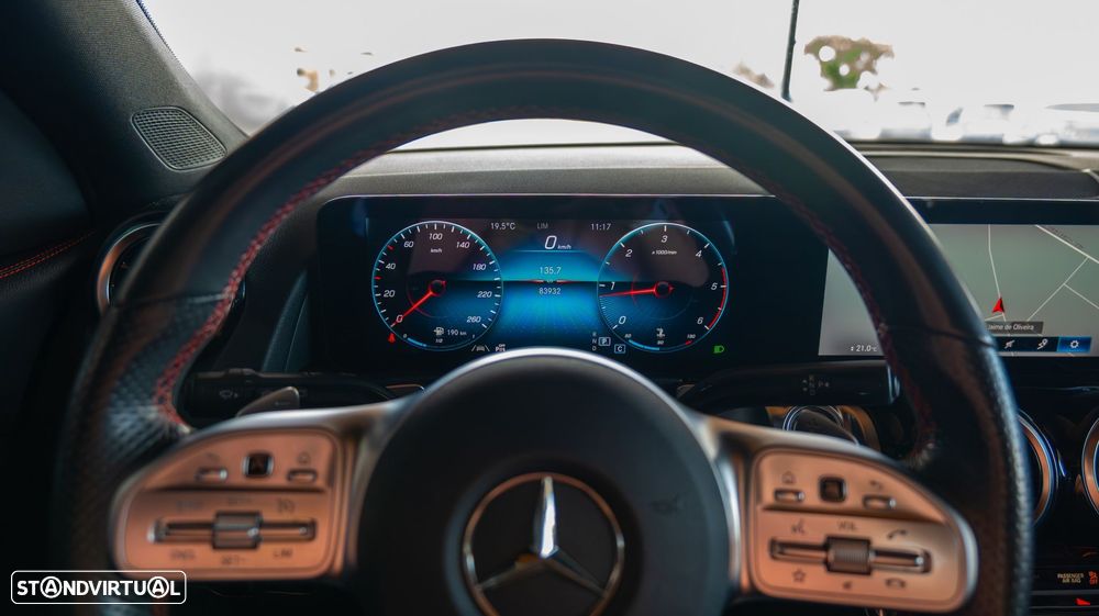Mercedes-Benz GLB 200 d AMG Line - 19