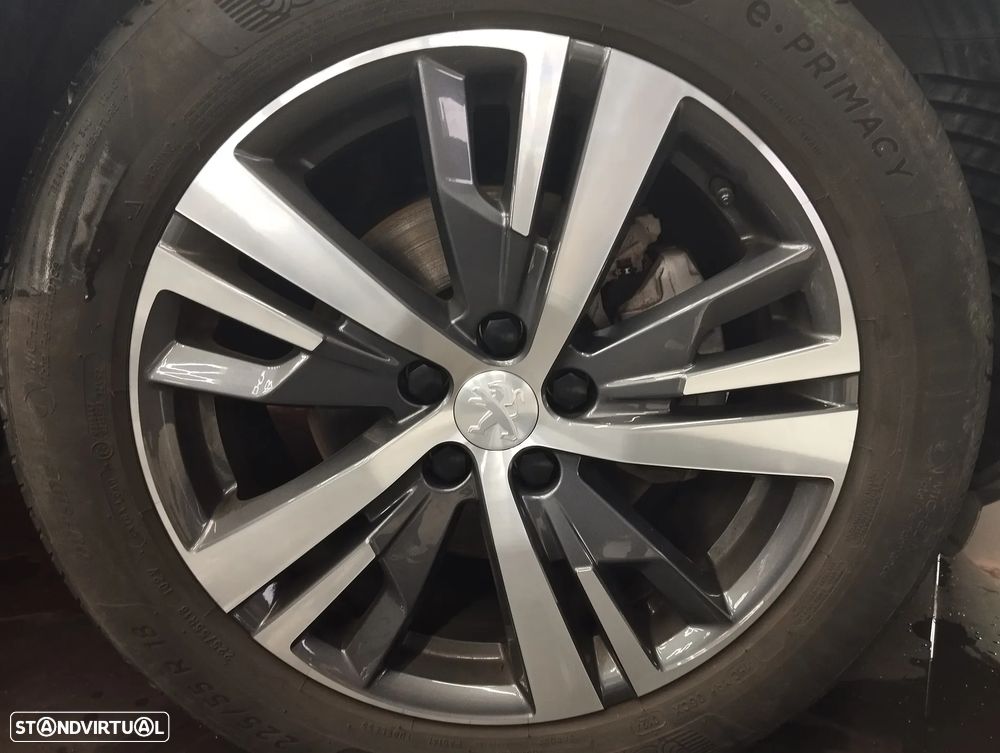 Peugeot 5008 1.2 PureTech Allure EAT8 - 10