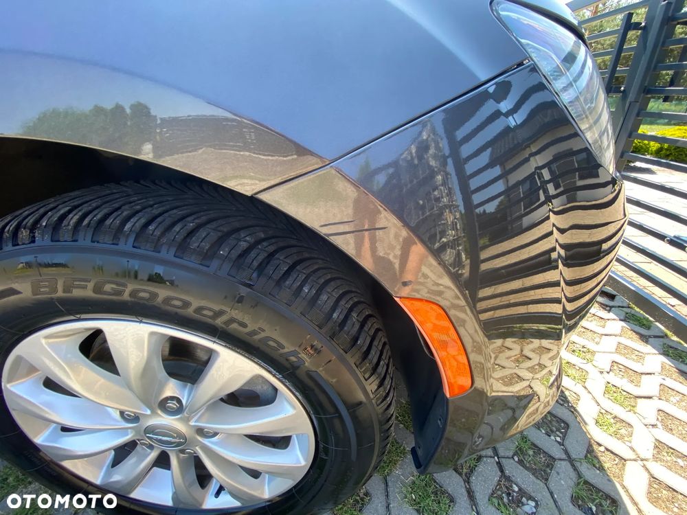 Chrysler Pacifica - 10