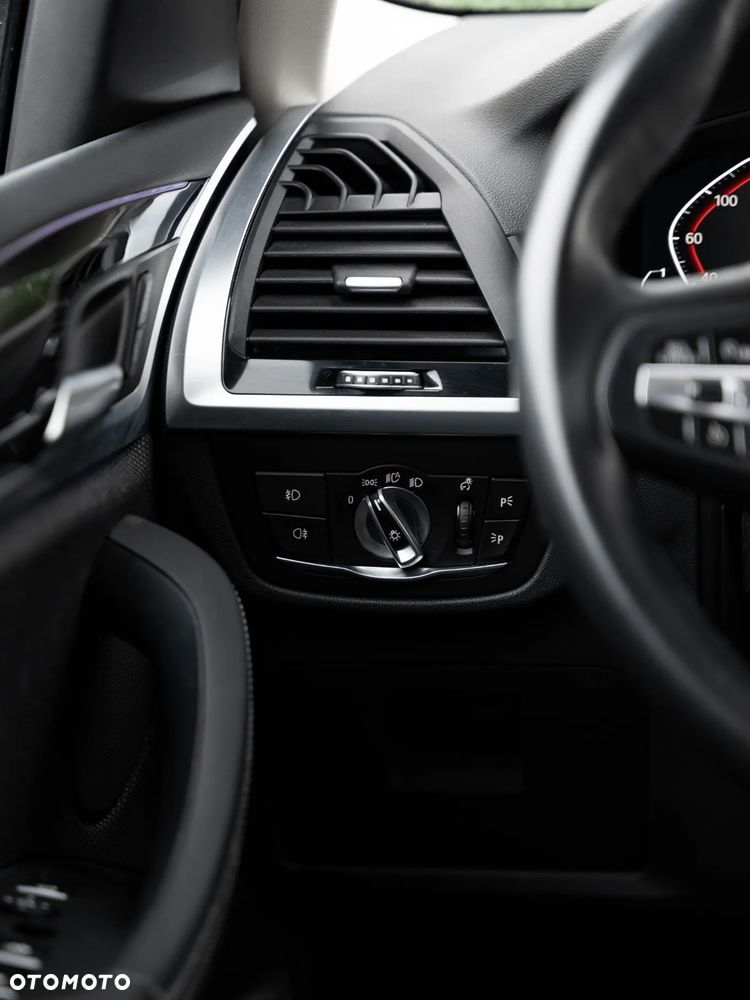 BMW X3 xDrive20d xLine sport - 25