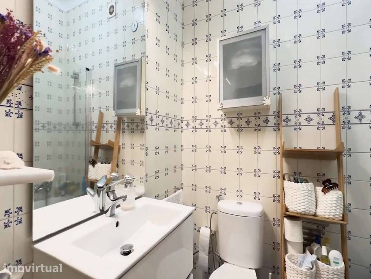 T1 em Algés com Terraço e Ar Condicionado - Grande imagem: 5/16