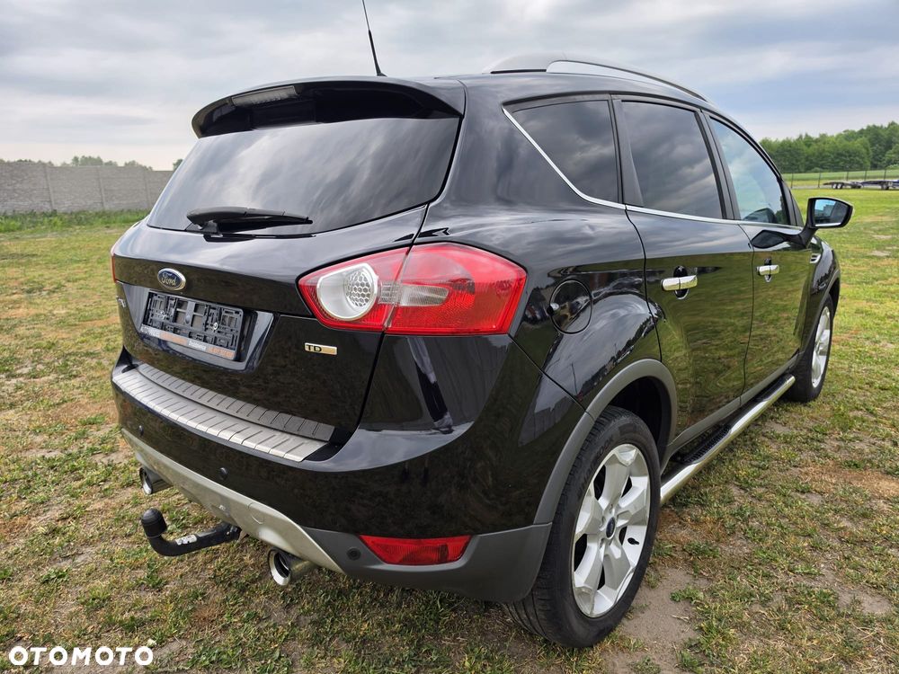 Ford Kuga 2.0 TDCi 2x4 Titanium - 6