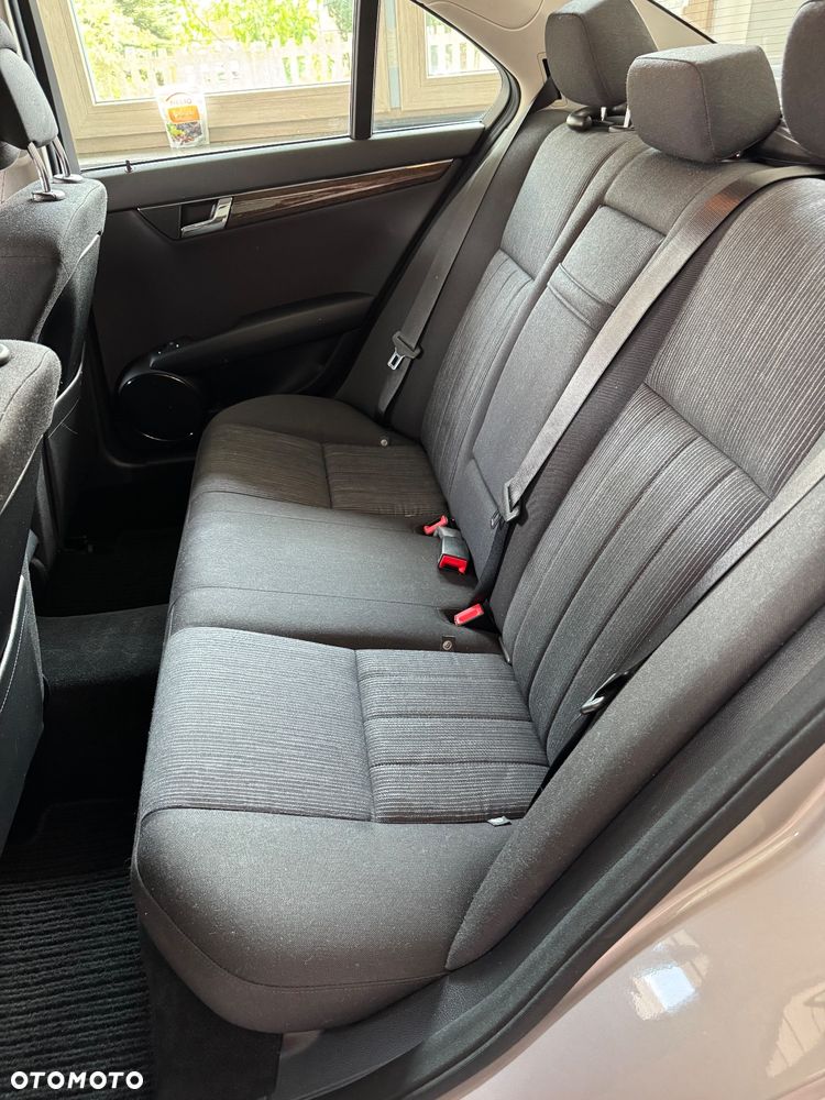 Mercedes-Benz Klasa C 180 Kompressor Elegance - 24