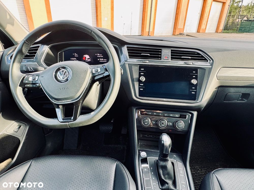 Volkswagen Tiguan - 16