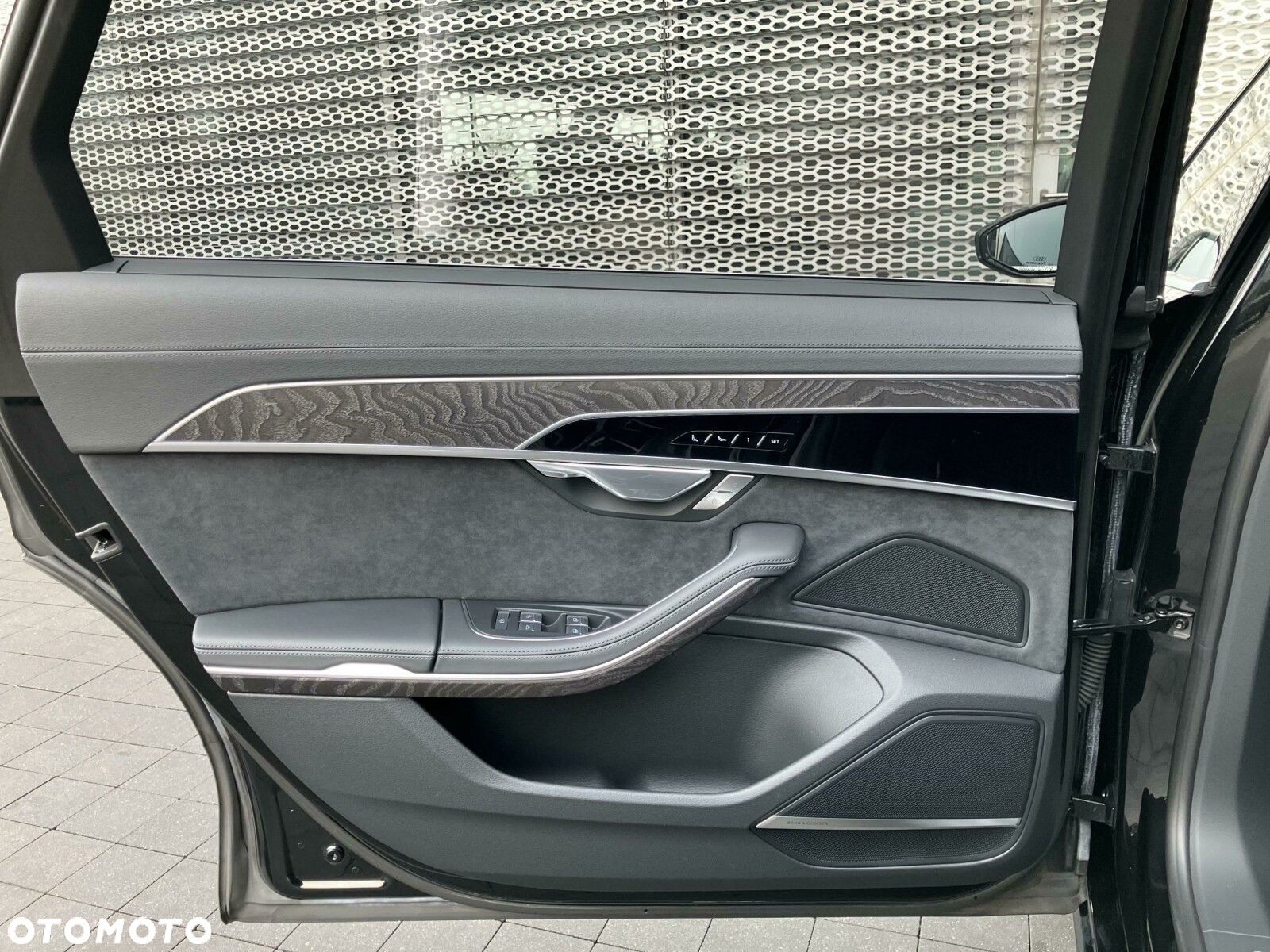 Audi A8 - 31