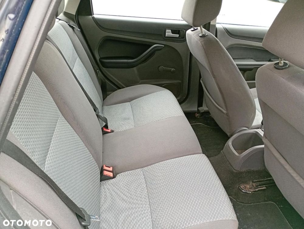Ford Focus - 9