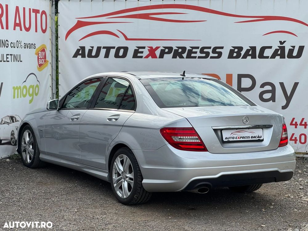 Mercedes-Benz C 180 T CGI BlueEFFICIENCY - 4