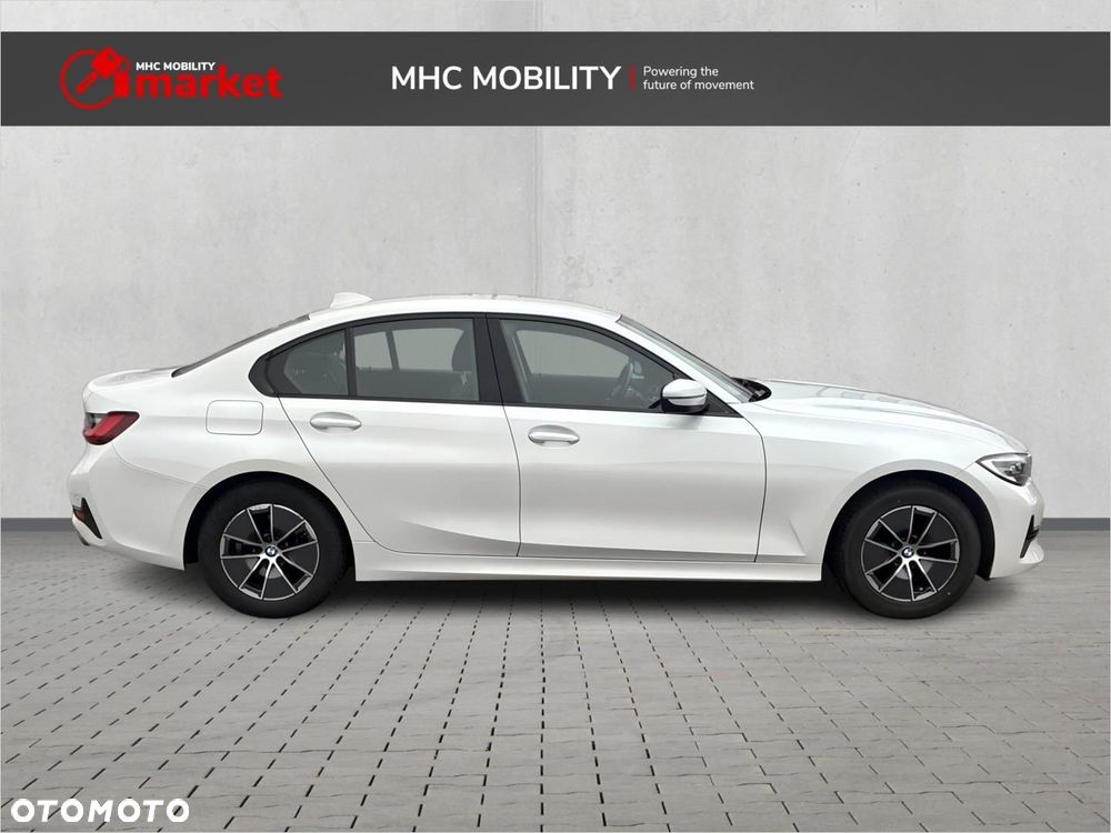 BMW Seria 3 318i Advantage - 7