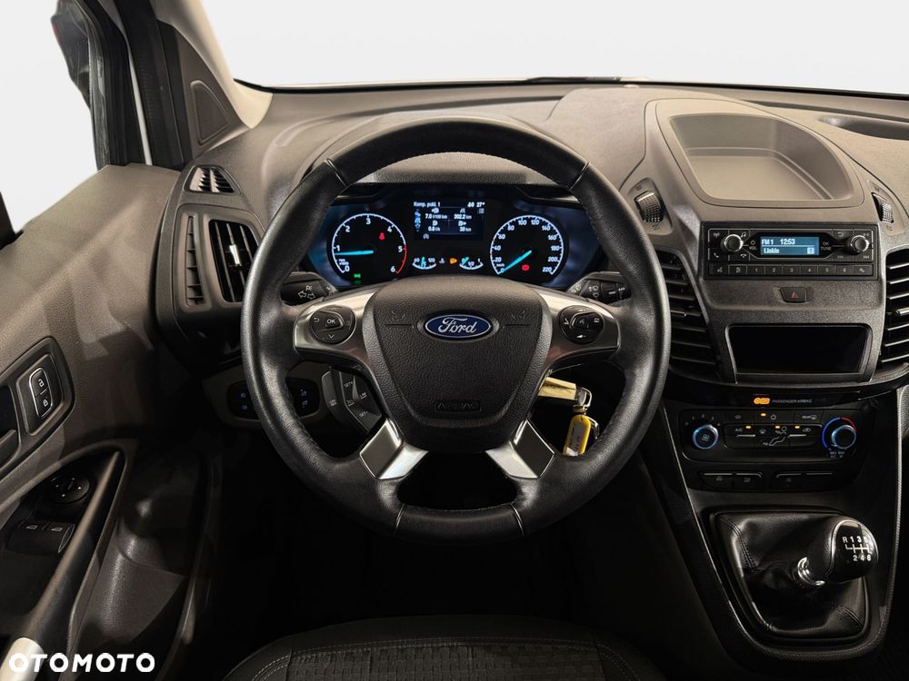 Ford Transit Connect - 16