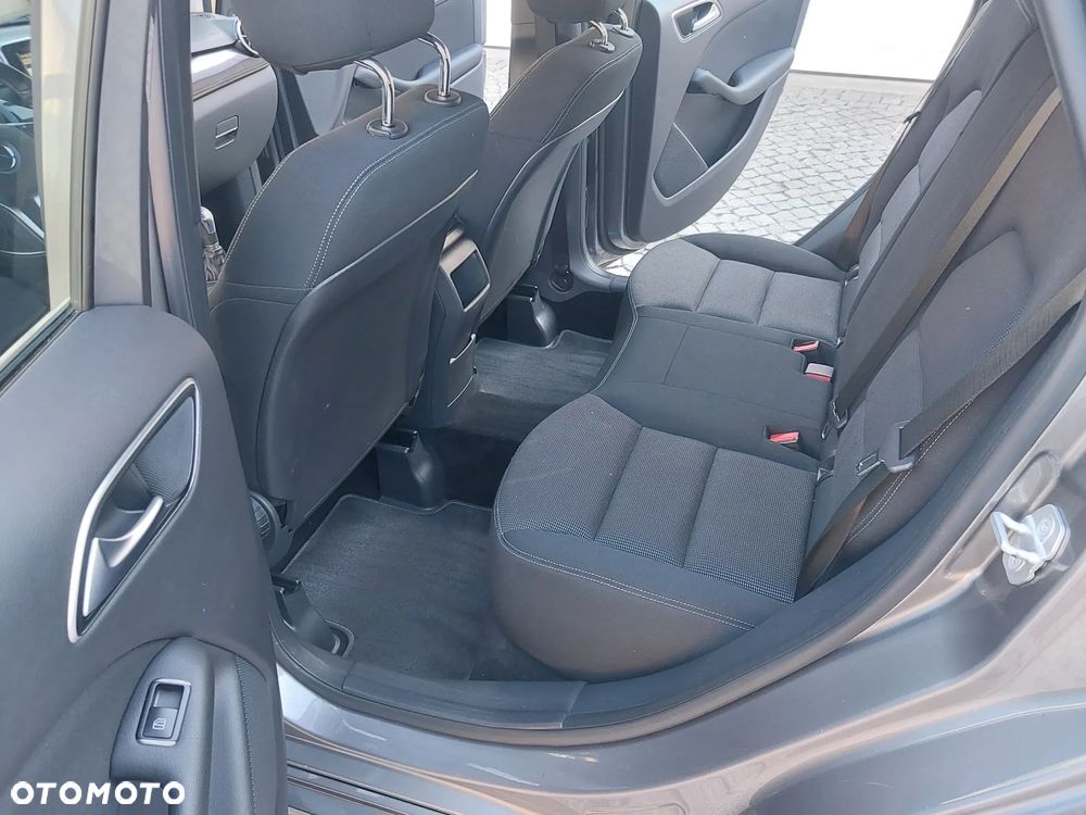 Mercedes-Benz Klasa B 180 CDI (BlueEFFICIENCY) - 23
