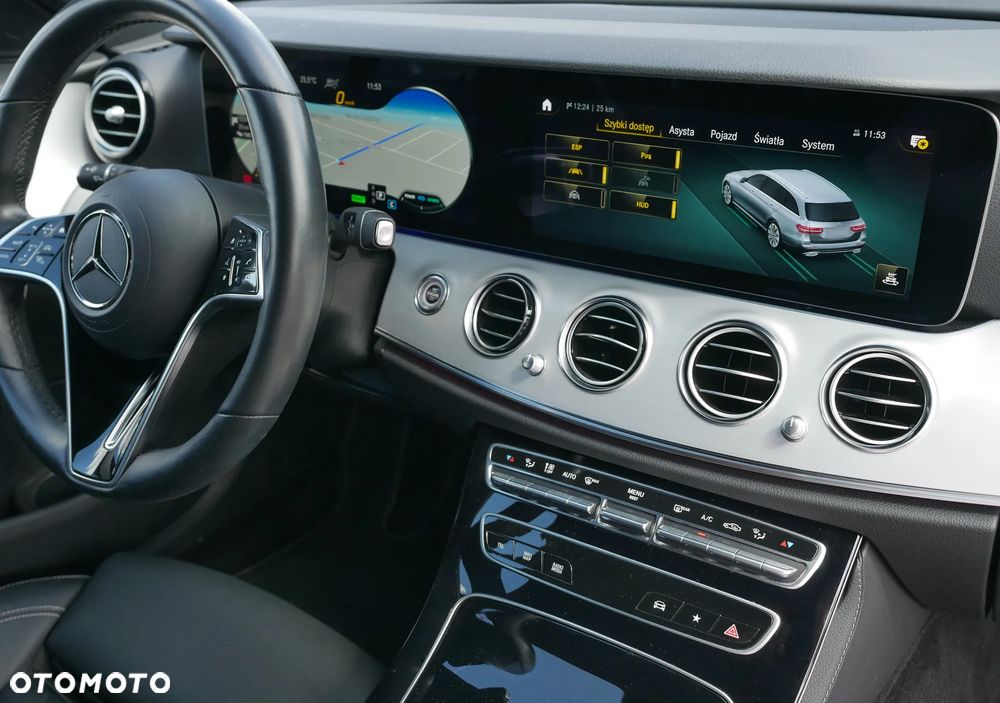 Mercedes-Benz Klasa E 220 d 9G-TRONIC Night Edition - 24