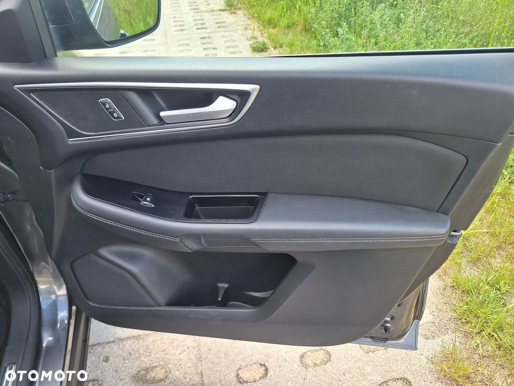 Ford Galaxy 2.0 TDCi Titanium - 26