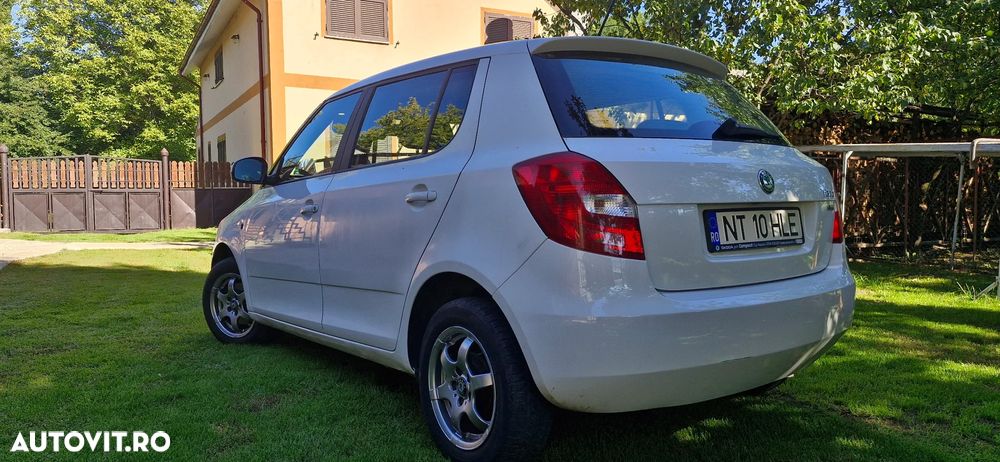 Skoda Fabia 1.2 HTP Family - 4