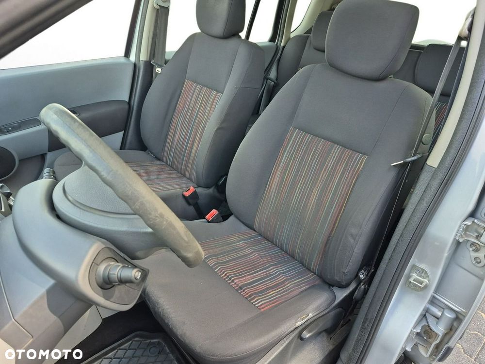 Renault Modus 1.5 dCi Privilege - 11