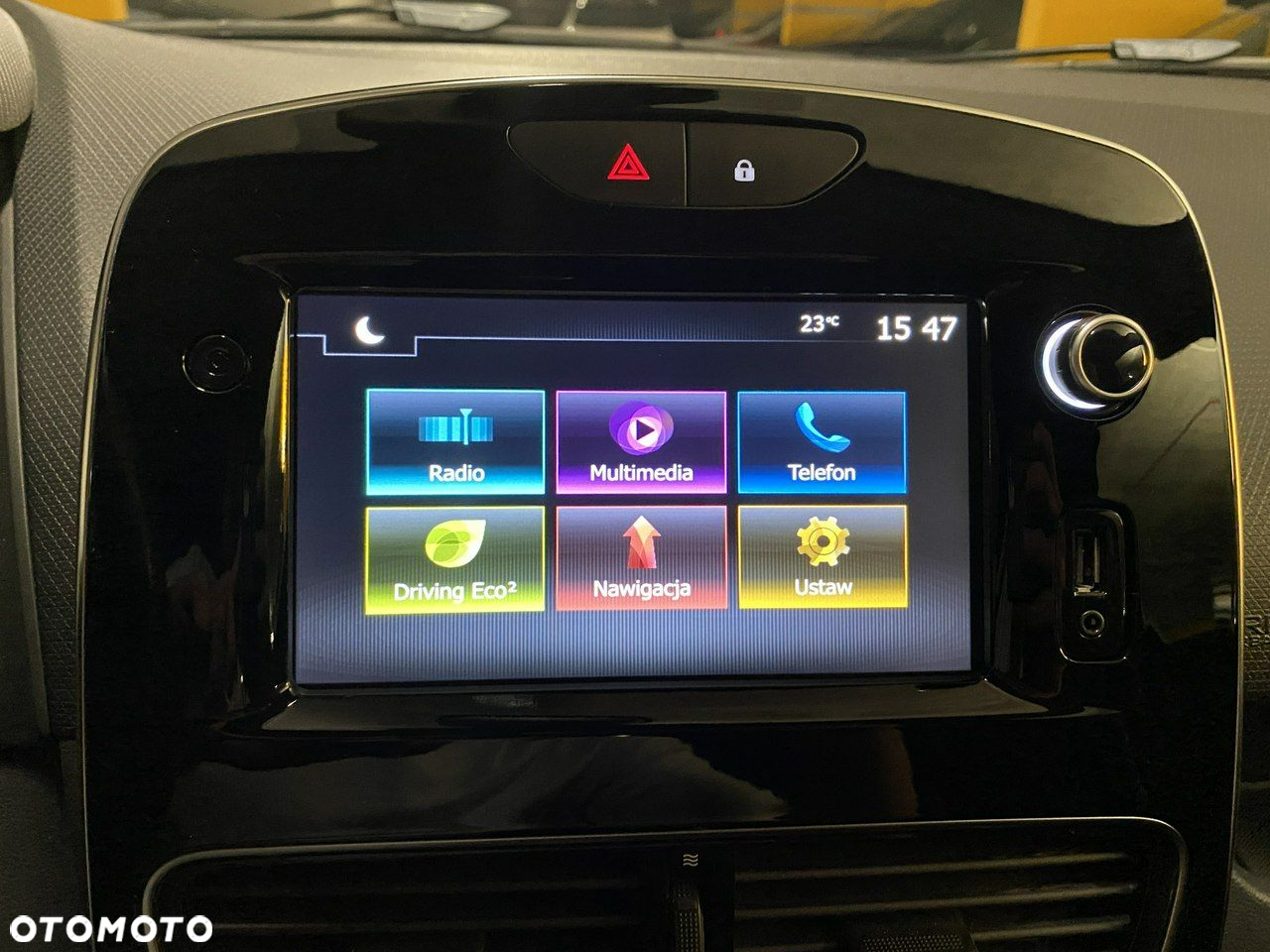 Renault Clio - 19