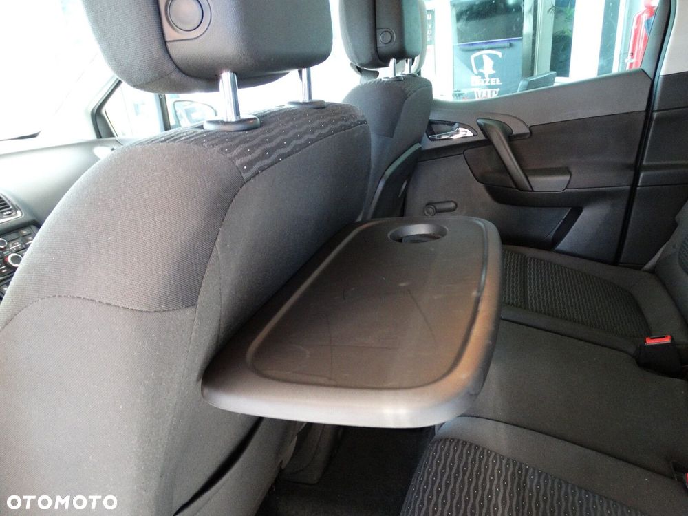 Opel Meriva - 28