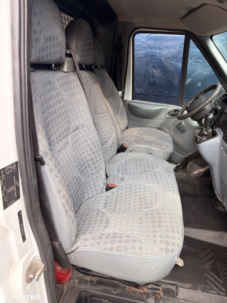 Ford Transit - 13