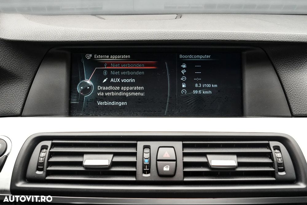 BMW Seria 5 528i Sport-Aut. Modern Line - 20