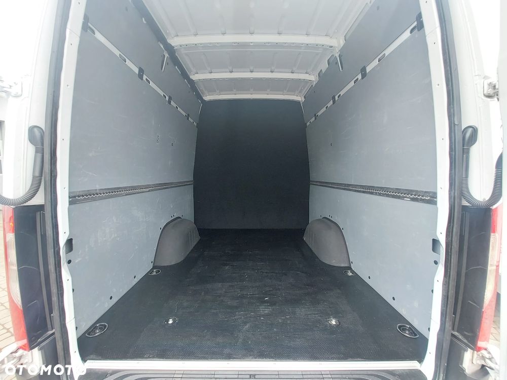 Mercedes-Benz SPRINTER MAX - 14