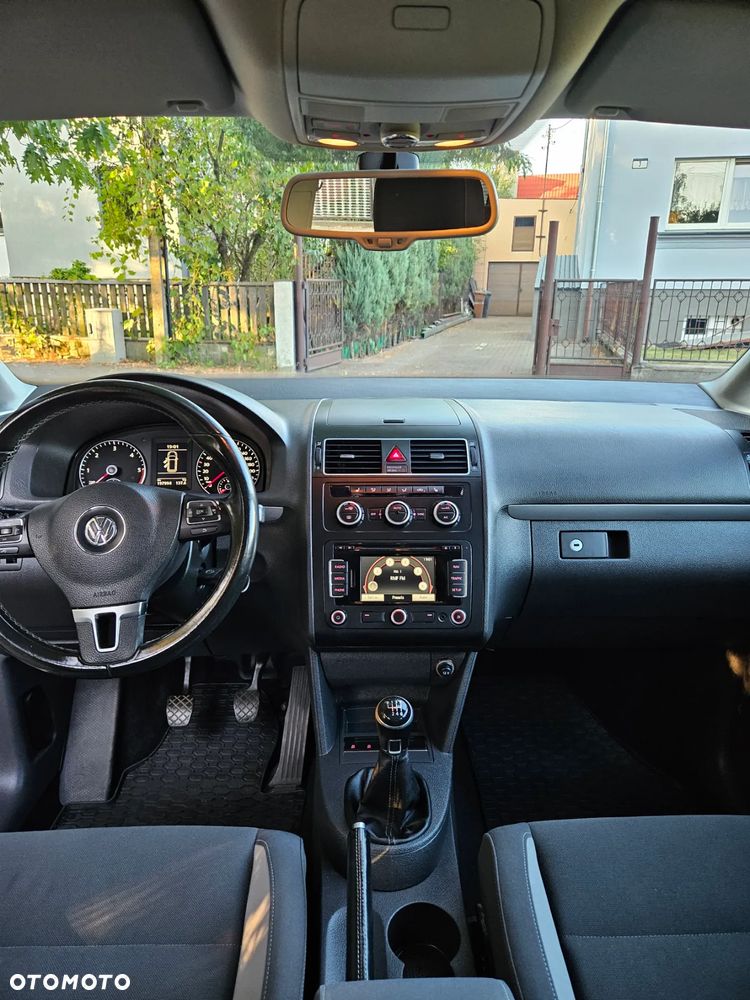 Volkswagen Touran 2.0 TDI DPF BlueMotion Technology Life - 20