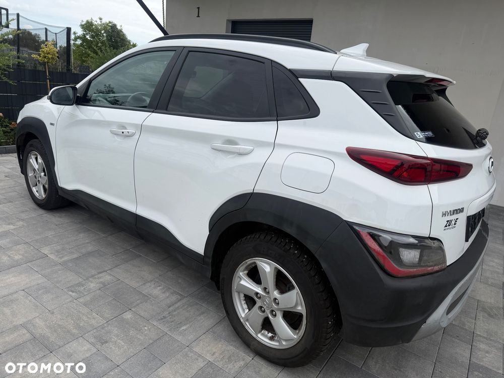 Hyundai Kona 1.6 CRDi 48V-Hybrid Trend - 16