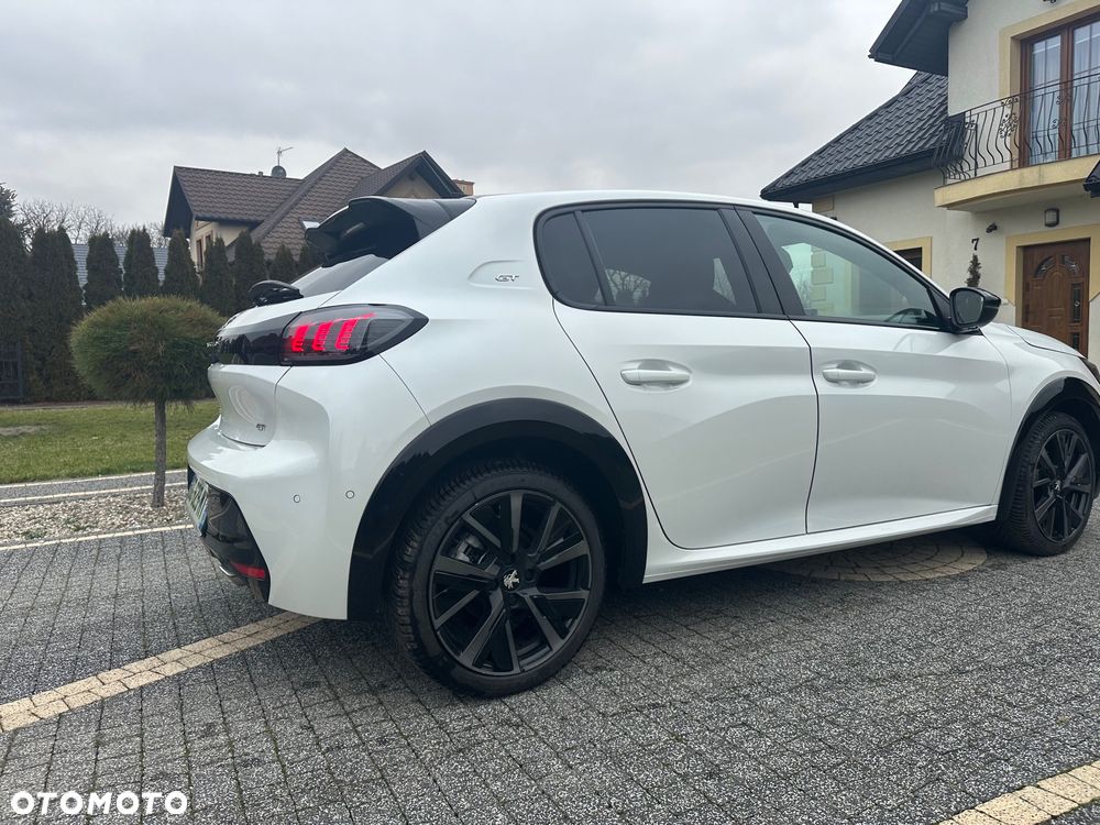 Peugeot 208 PureTech 130 EAT8 GT Pack - 5