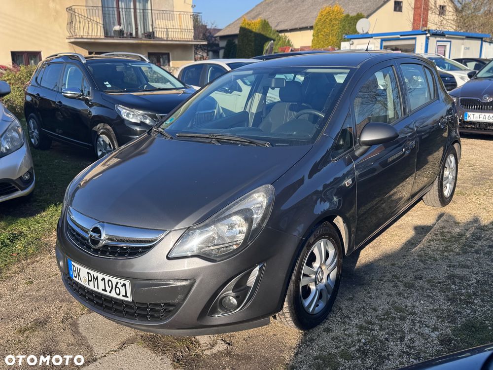 Opel Corsa 1.2 16V Essentia - 2
