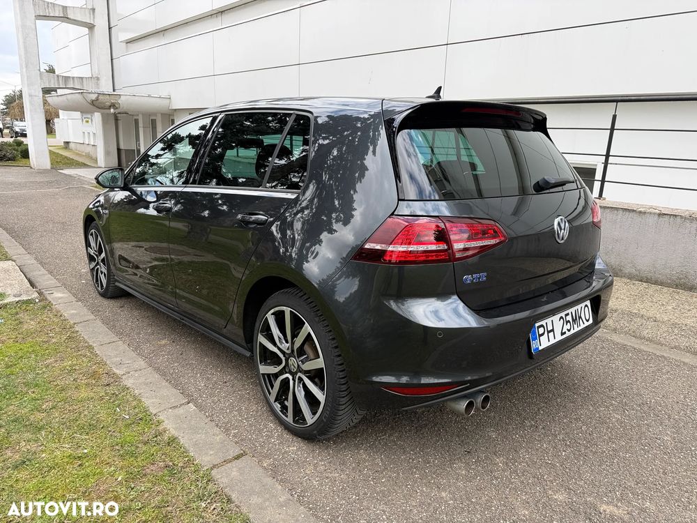 Volkswagen Golf 1.4 GTE Plug-In-Hybrid DSG - 2