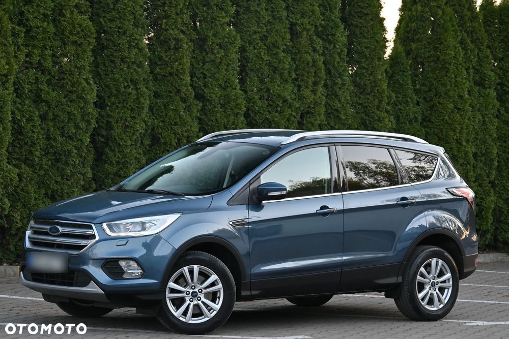 Ford Kuga 2.0 TDCi 4x2 Titanium - 4