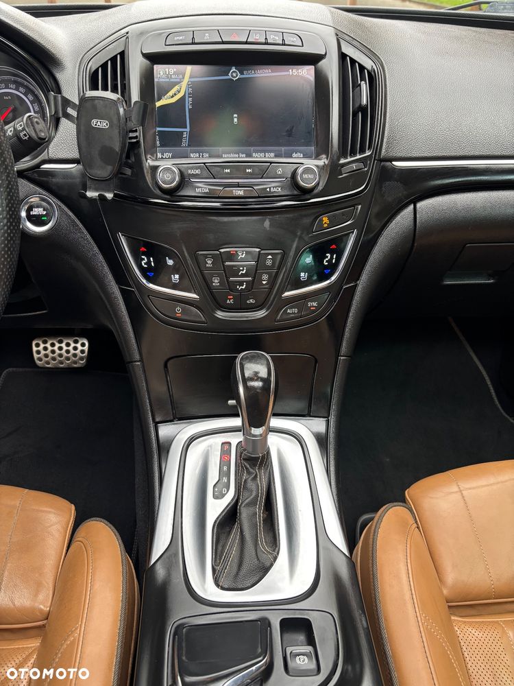 Opel Insignia 2.0 Bi Turbo CDTI 4x4 - 31