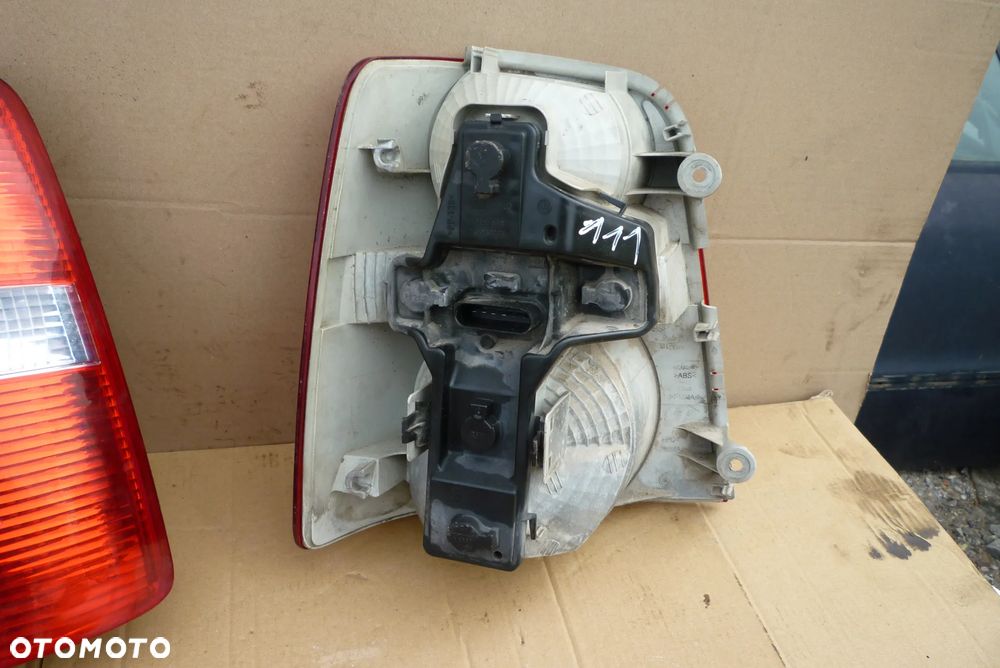 lampa tył prawa VW Touran Europa - 4