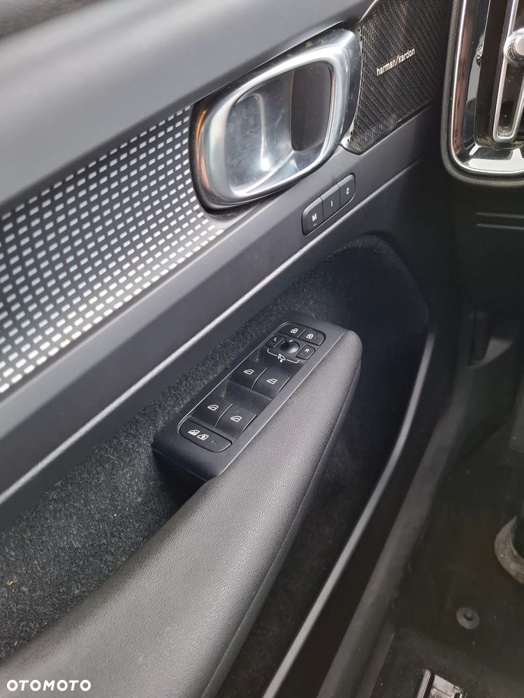 Volvo XC 40 T5 AWD R-Design - 14