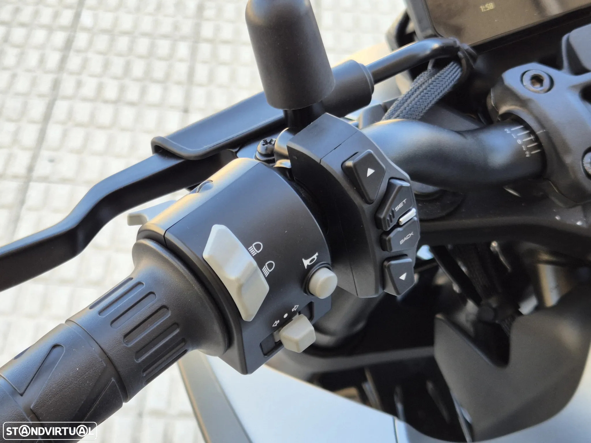 CF Moto 125NK - 3