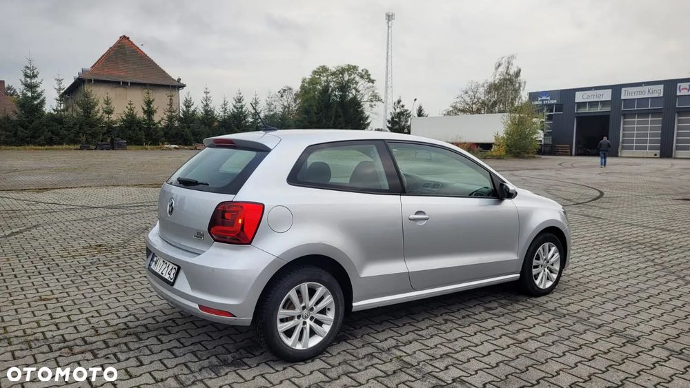 Volkswagen Polo 1.4 TDI (Blue Motion Technology) Comfortline - 6