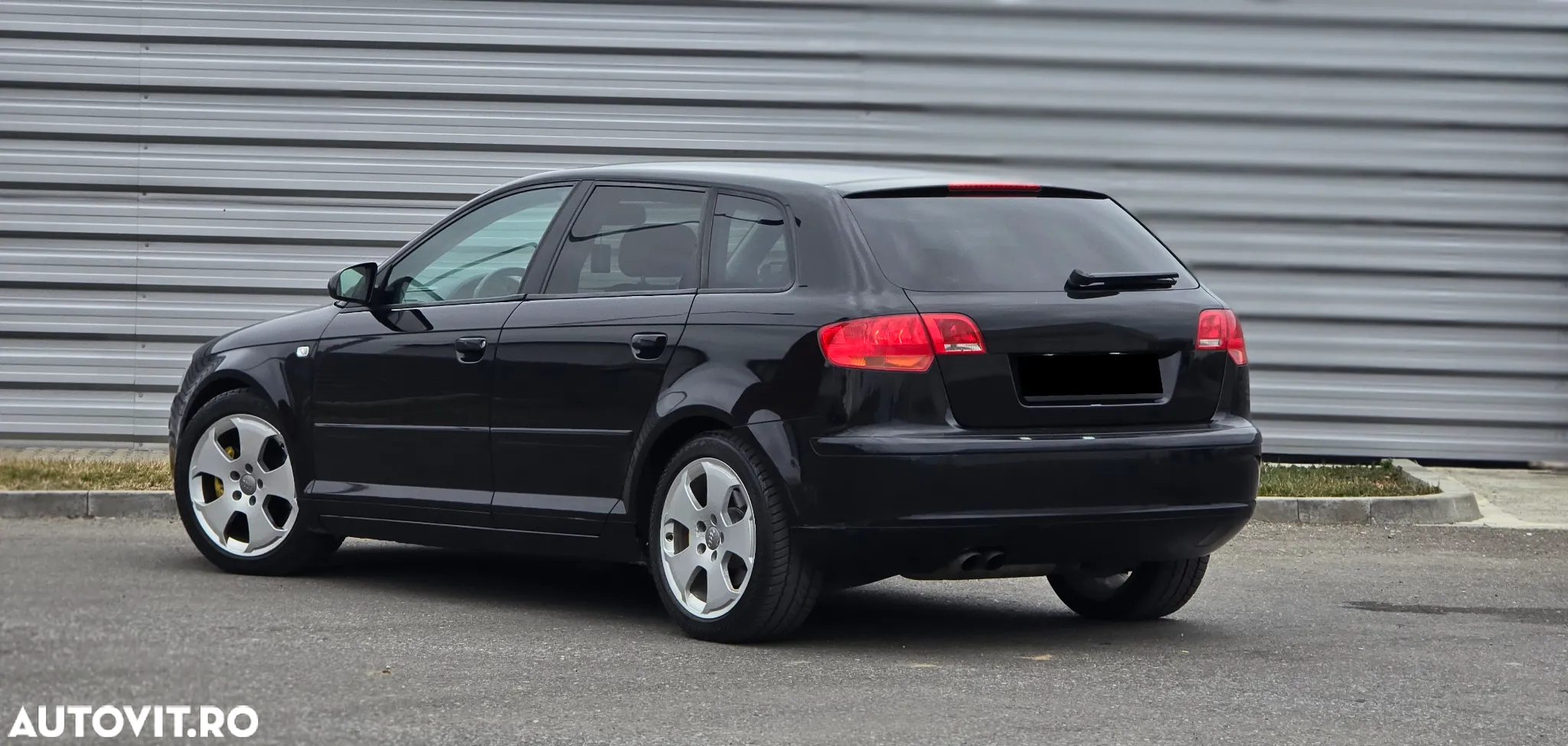 Audi A3 Sportback 2.0 TDI quattro Ambiente - 3
