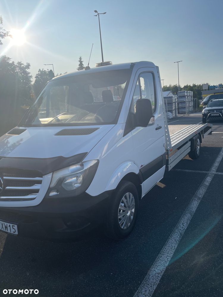 Mercedes-Benz Sprinter - 11