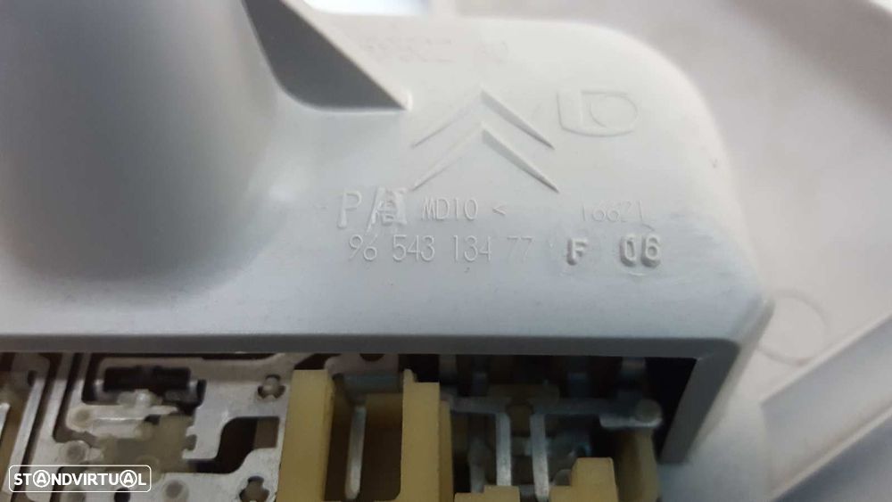 LUZ INTERIOR CITROEN C4 GRAND PICASSO VTN@V - 4