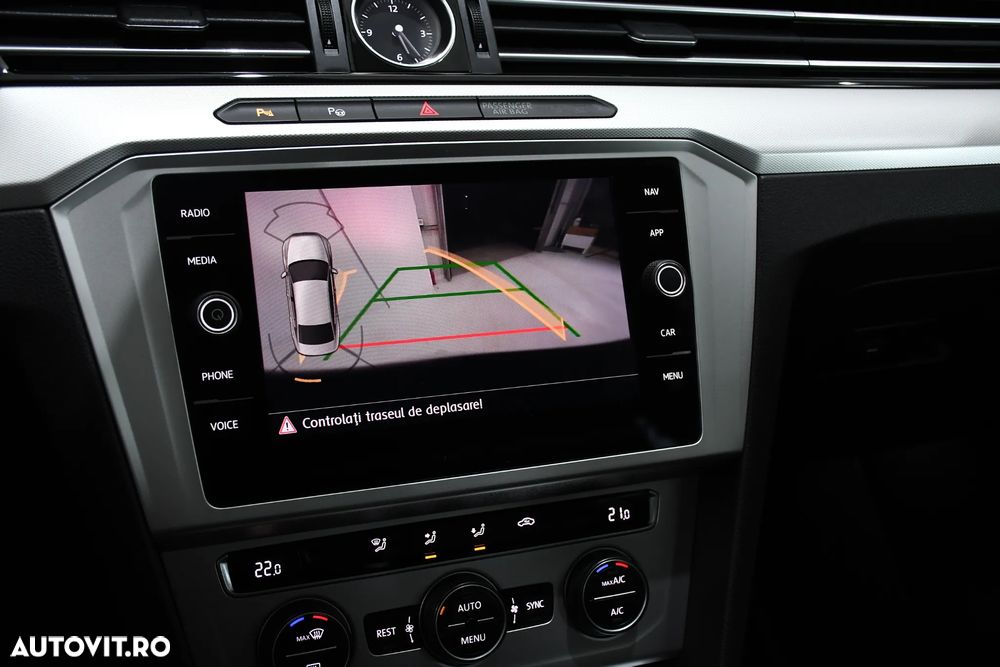 Volkswagen Passat - 6