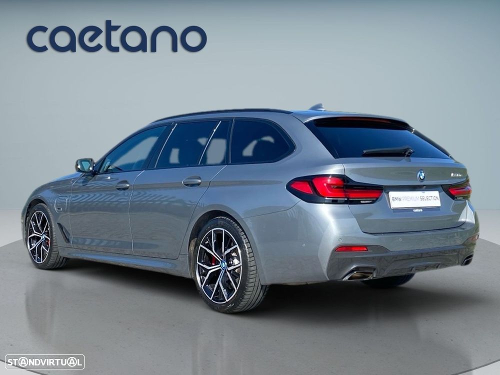 BMW 530 e Pack Desportivo M - 31