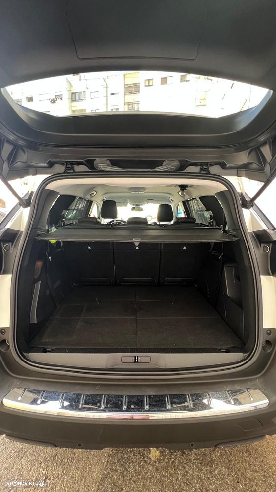 Peugeot 5008 - 10