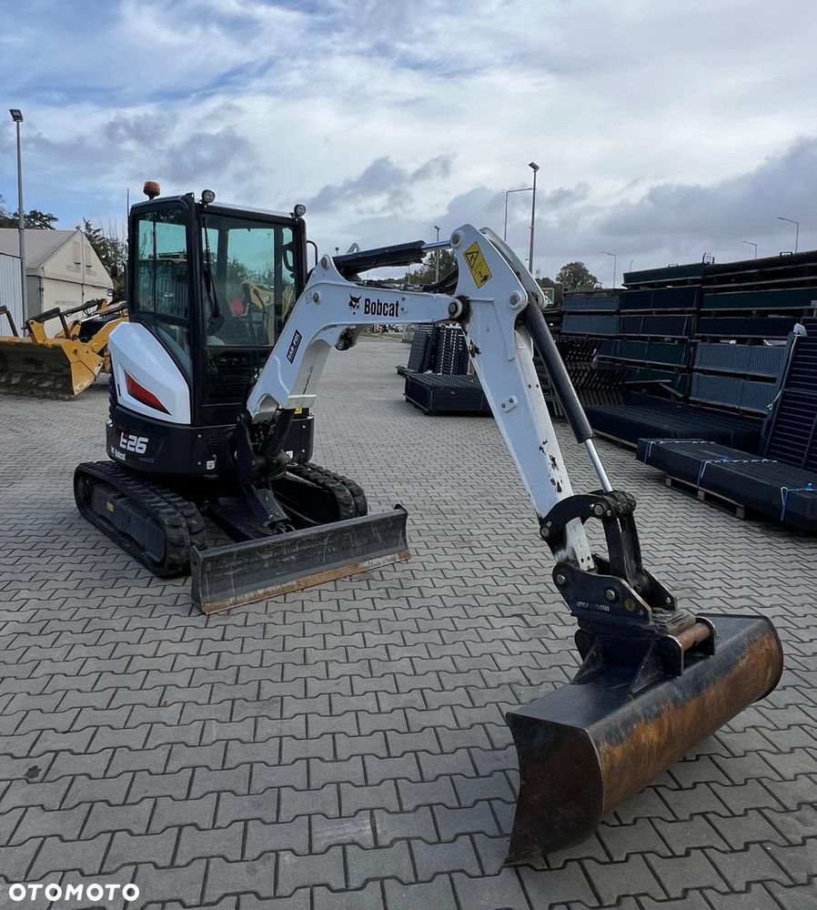 Bobcat E26 - 4