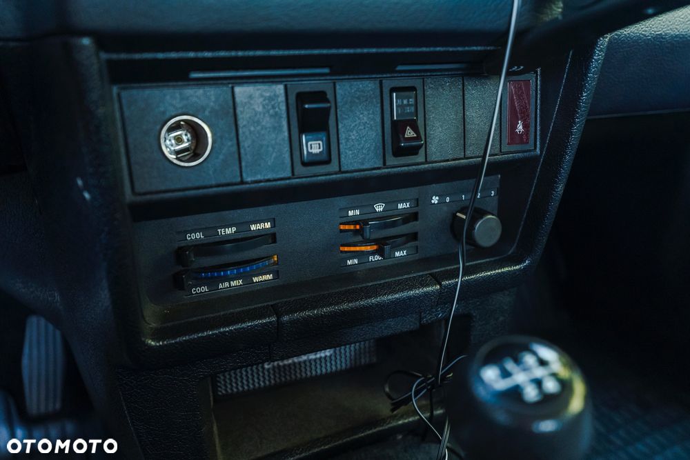 Volvo Seria 200 - 16