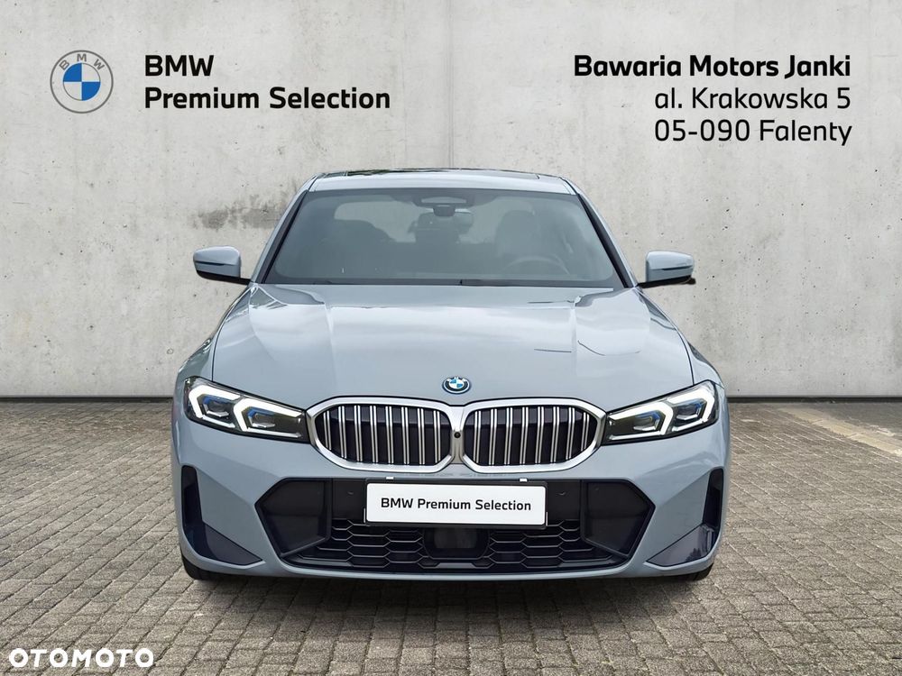 BMW 330E 2025 photo 5