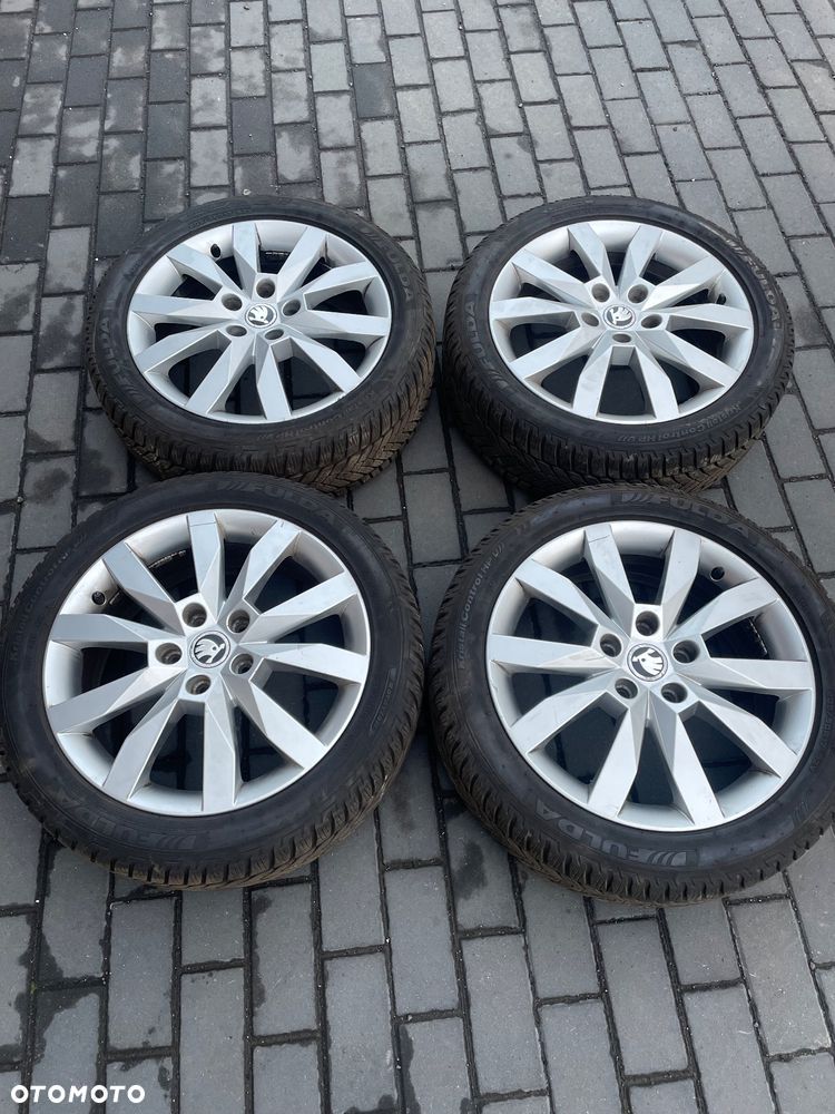 Skoda Octavia 2.0 TDI RS Challenge DSG - 23