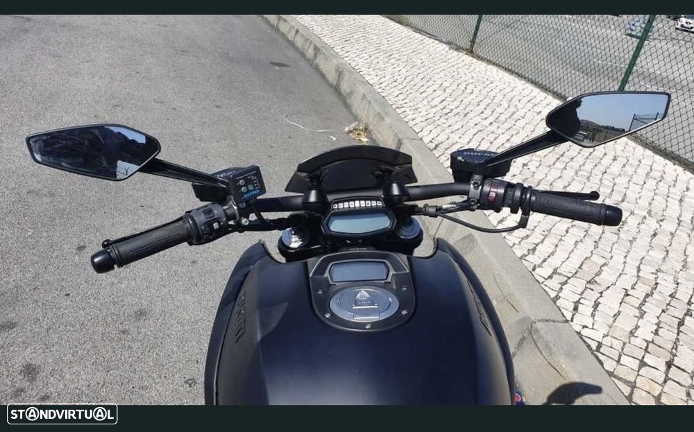 Ducati Diavel Dark - 4
