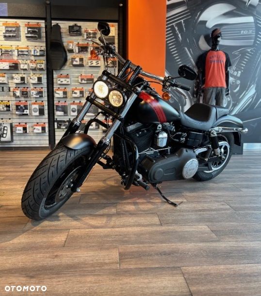 Harley-Davidson Dyna Fat Bob - 2