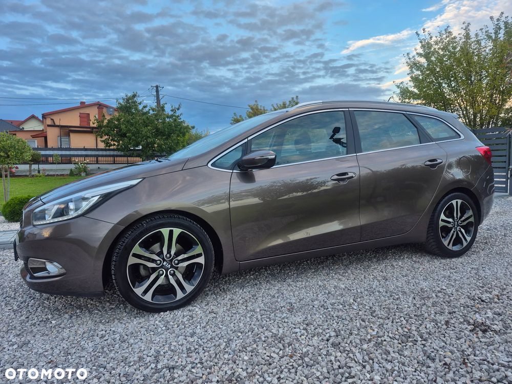 Kia Ceed - 7
